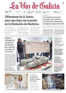 LLEGAN A SANTIAGO LAS ESCULTURAS DEL PÓRTICO QUE ESTABAN EN PODER DE LOS FRANCO