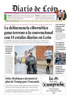 LOS USUARIOS DE FEVE REALIZAN EL RECORRIDO DE LAS DOS DE LA TARDE CON EL TREN ANEGADO DE AGUA