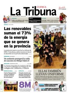 ELLAS TAMBIÉN LLEVAN UNIFORME