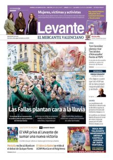 LAS FALLAS PLANTAN CARA A LA LLUVIA