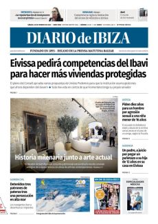 DETENIDOS TRES PATRONES DE PATERAS TRAS UNA PERSECUCIÓN EN ALTA MAR