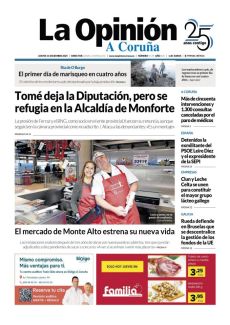 DECEPCIÓN ENTRE LOS MARISCADORES A PIE EN EL REGRESO A LA RÍA DE O BURGO TRAS EL DRAGADO